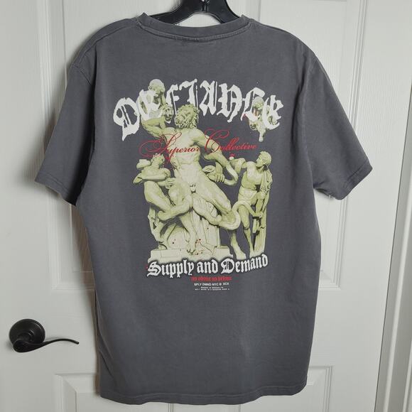 Supply & Demand Other - Supply & Demand Shirt Mens Large Gray Superior Collective Statue Graphic Tee NYC